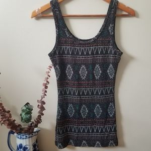 Buckle shiny tank top Native American pattern BKE